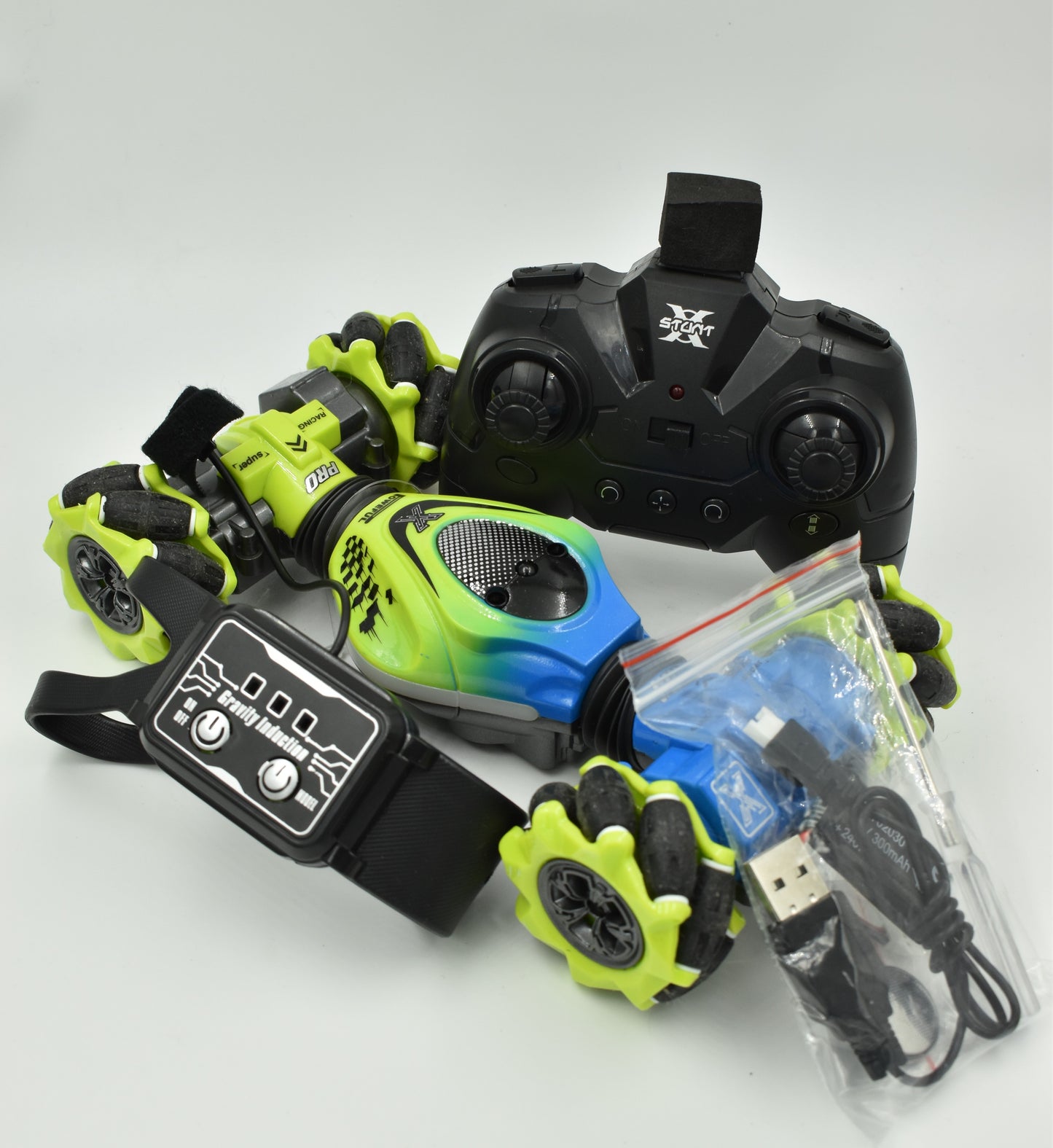 Carro Acrobatico Con Sensor  teledirigido 4WD RC 2,4G